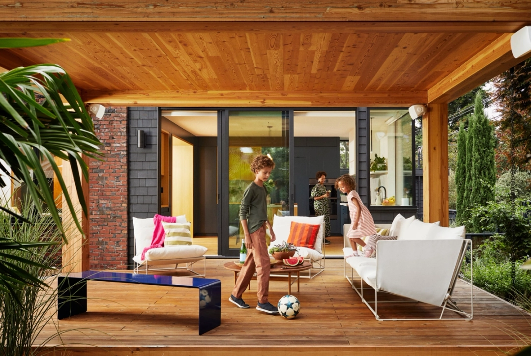 Sonos outdoor lifestyle