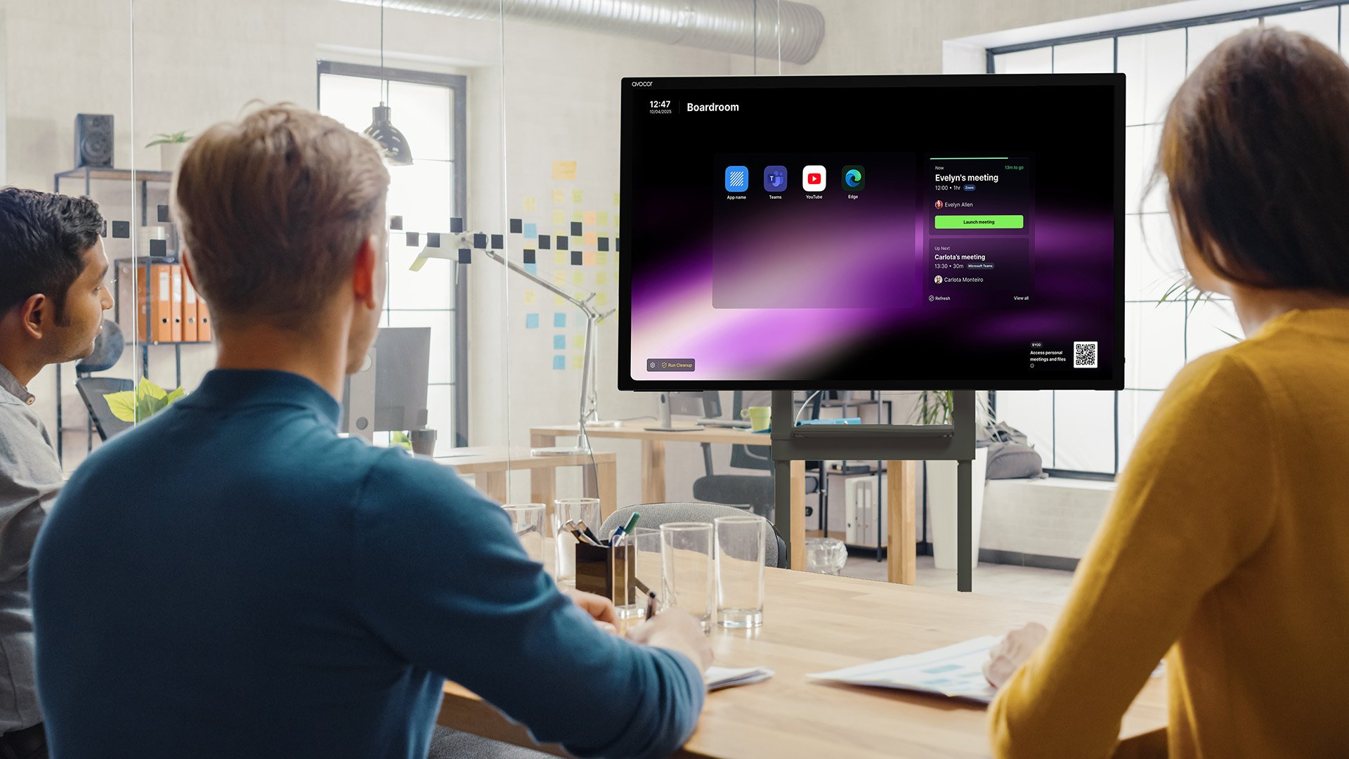 Avocor-H-Series-DisplayNote-Launcher-Meeting-Room-2_20251001082847
